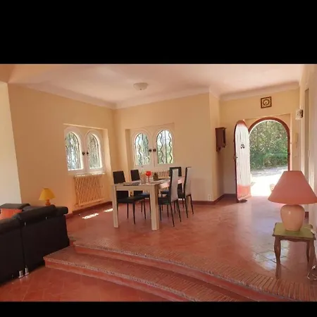 Charmante Provencale Pieds Dans L'eau Avec Piscine Et Privee Villa
