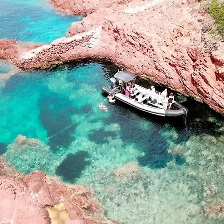 Charmante Provencale Pieds Dans L'eau Avec Piscine Et Privee Saint-Raphaël